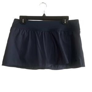 Nike skirt with built in underwear sz L